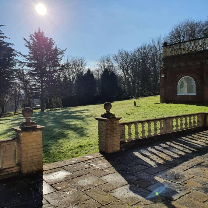 Country Manor House With Indoor Pool And Hot Tub Villa Rochester  Exterior foto