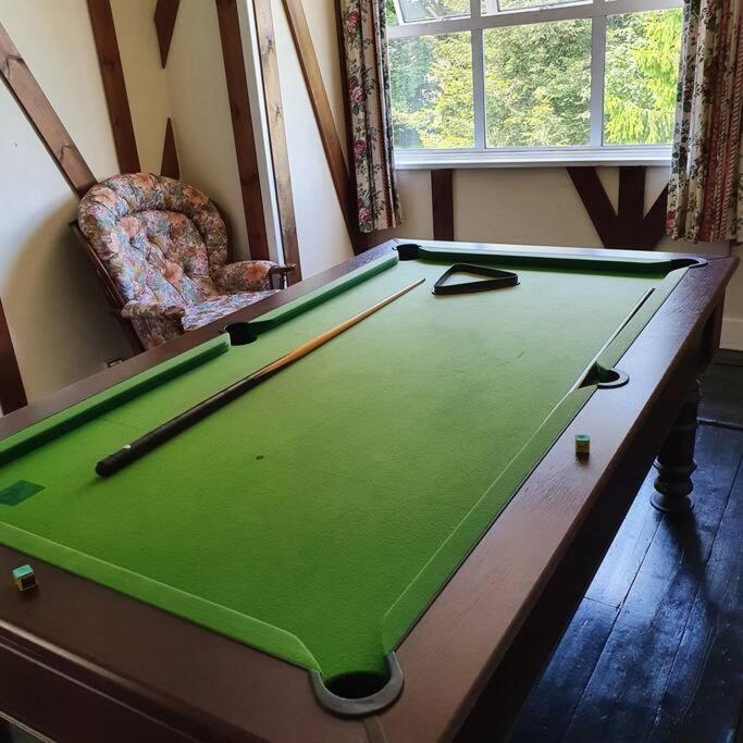 Country Manor House With Indoor Pool And Hot Tub Villa Rochester  Exterior foto