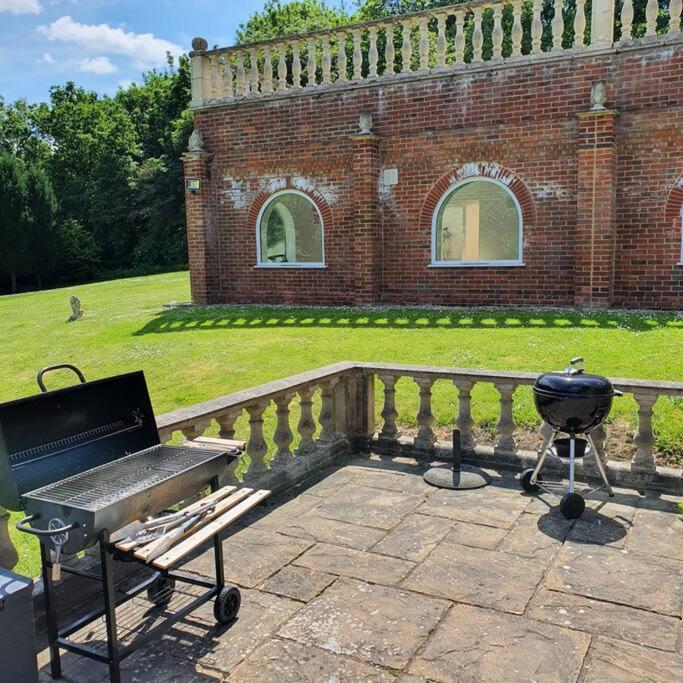 Country Manor House With Indoor Pool And Hot Tub Villa Rochester  Exterior foto