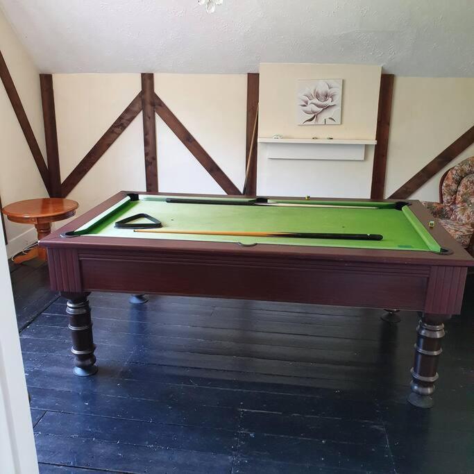 Country Manor House With Indoor Pool And Hot Tub Villa Rochester  Exterior foto